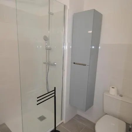 Grand Studio 30m² En Centre-ville à * Nice