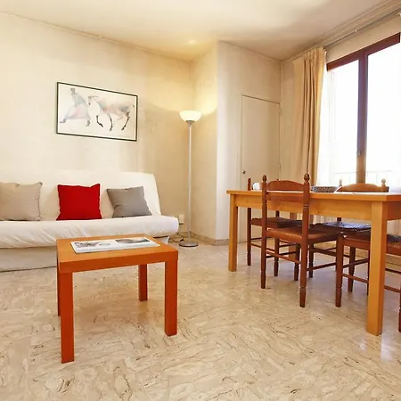 Grand Studio 30m² En Centre-ville à Appartement Nice